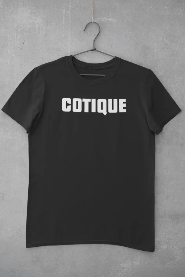 camiseta cotique letras negra