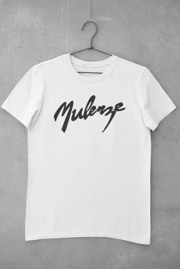 camiseta mulenze blanca letra negra